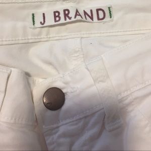 J Brand white low rise pencil leg jeans size 24